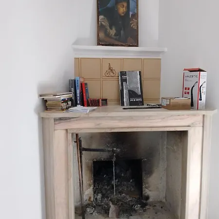 Ju Pretore בית הארחה Castel di Ieri